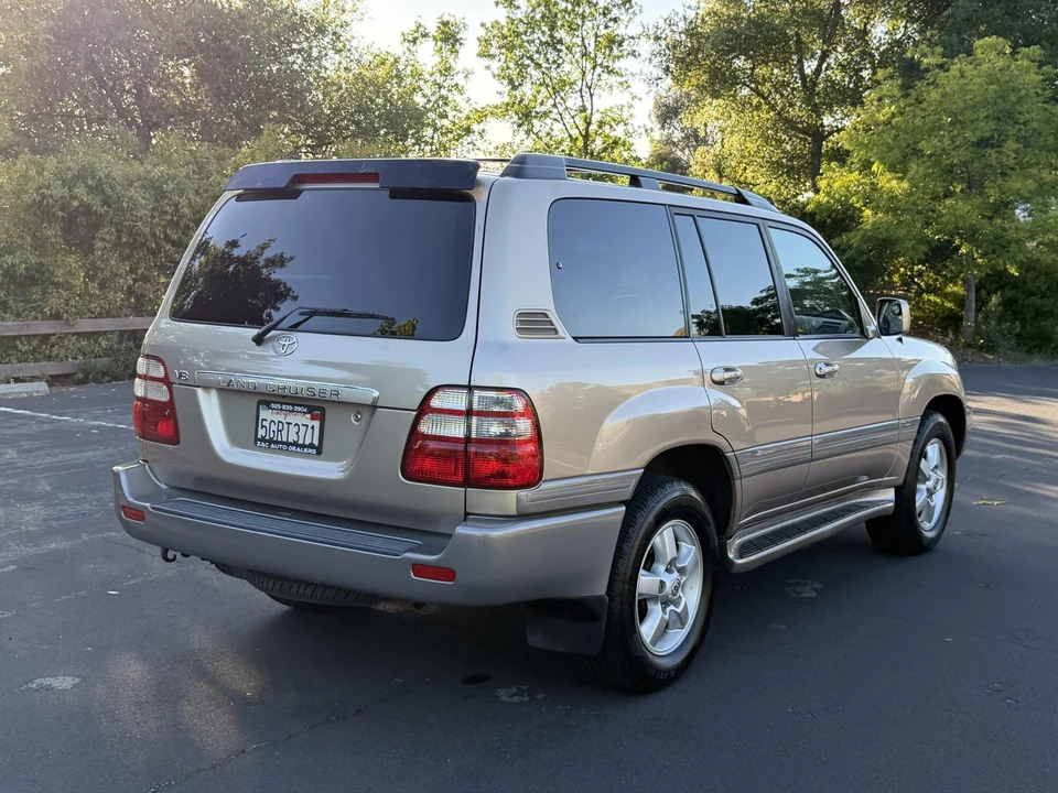 2004 Toyota J100 Land Cruiser - Image 31 of 31
