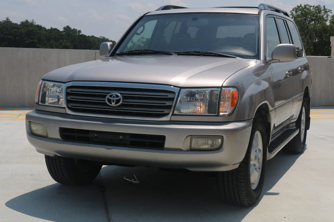 2004 Toyota J100 Land Cruiser - Image 6 of 31