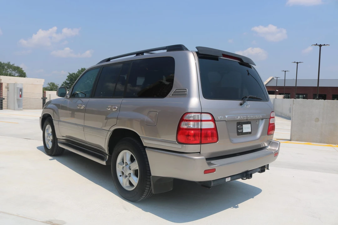 2004 Toyota J100 Land Cruiser - Image 18 of 31