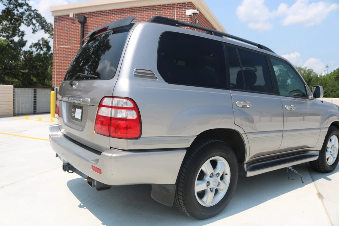 2004 Toyota J100 Land Cruiser - Image 24 of 31
