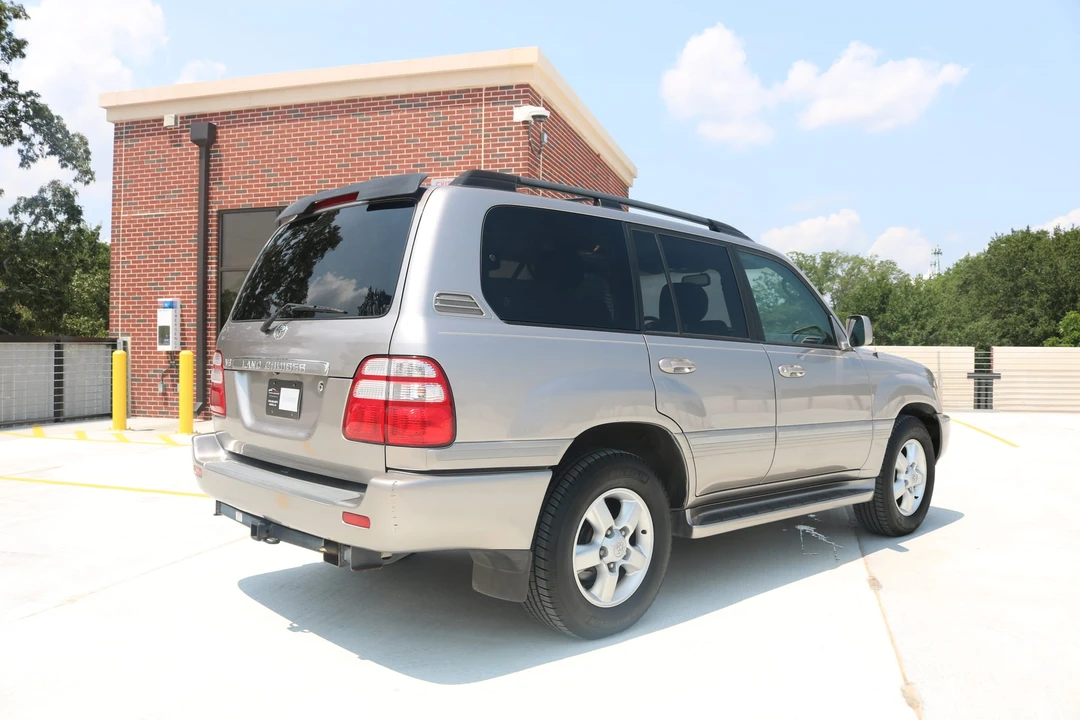 2004 Toyota J100 Land Cruiser - Image 25 of 31