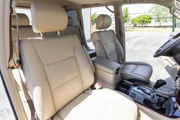 2004 Toyota J100 Land Cruiser - Image 4 of 7