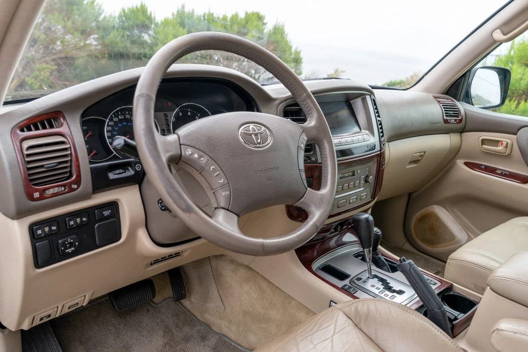 2004 Toyota J100 Land Cruiser - Image 22 of 31