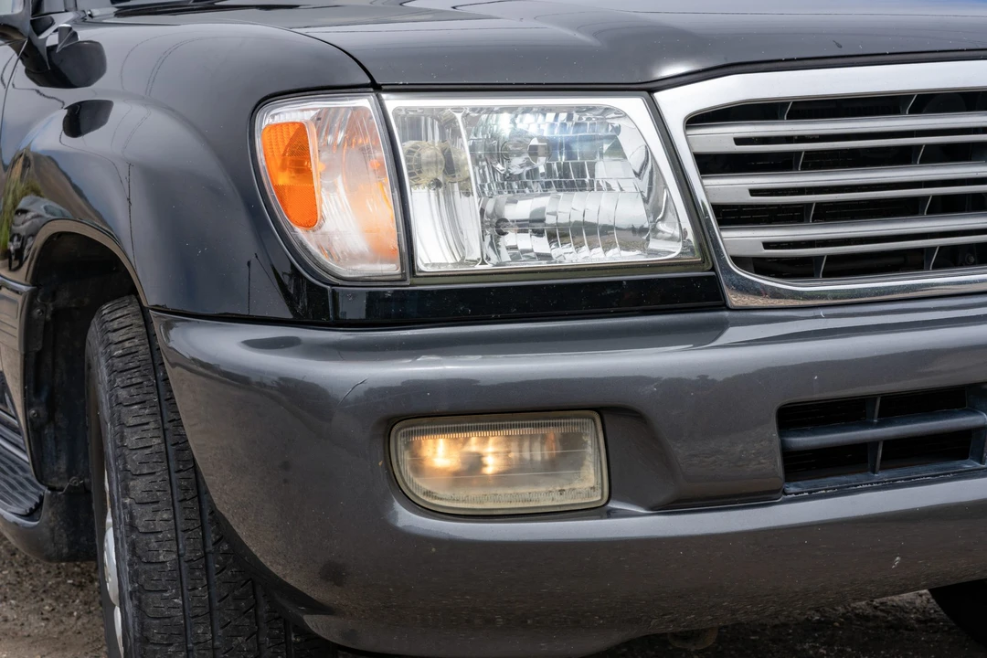 2004 Toyota J100 Land Cruiser - Image 10 of 31