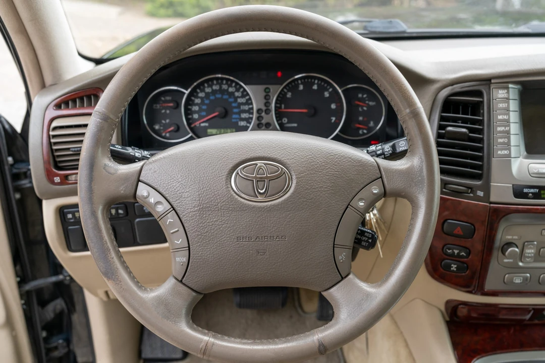 2004 Toyota J100 Land Cruiser - Image 23 of 31