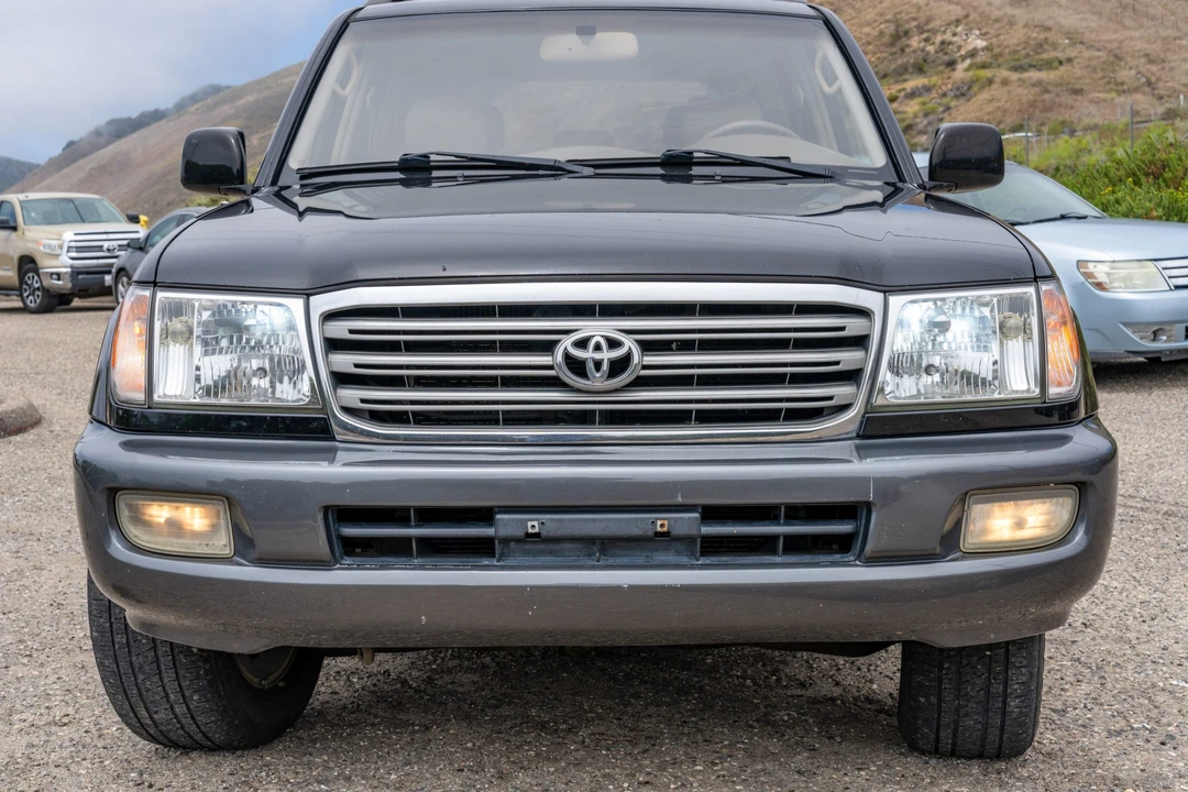 2004 Toyota J100 Land Cruiser - Image 9 of 31