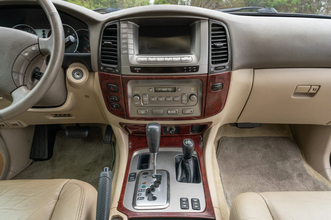 2004 Toyota J100 Land Cruiser - Image 30 of 31