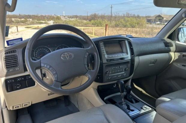 2004 Toyota J100 Land Cruiser - Image 5 of 7