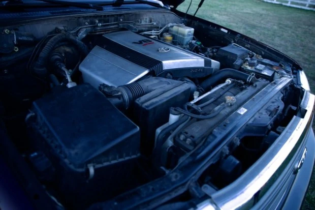2004 Toyota J100 Land Cruiser - Image 6 of 7