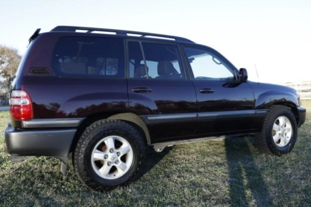 2004 Toyota J100 Land Cruiser - Image 2 of 7
