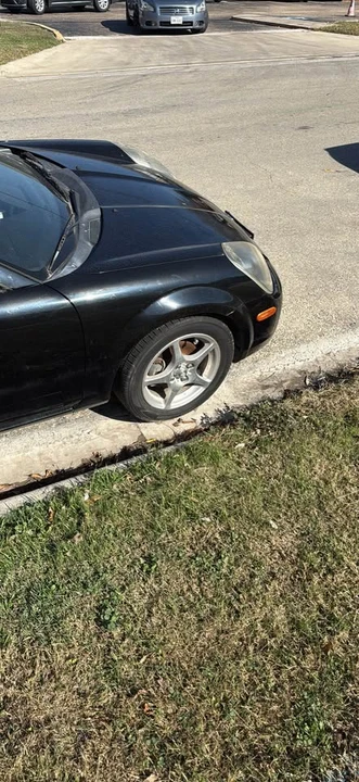 2004 Toyota MR2 Spyder/MR-S - Image 5 of 9