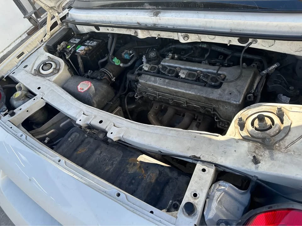 2004 Toyota MR2 Spyder/MR-S - Image 7 of 10