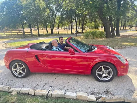 2004 Toyota MR2