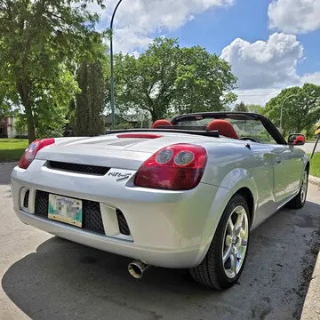 2004 Toyota MR2 Spyder
