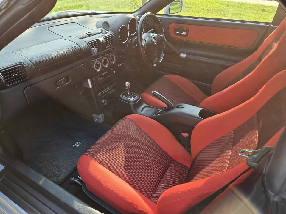 2004 Toyota MR2 Spyder/MR-S - Image 3 of 3
