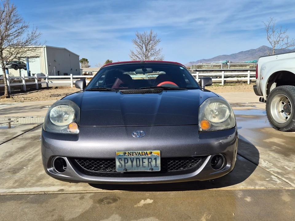 2004 Toyota MR2 Spyder/MR-S - Image 12 of 20