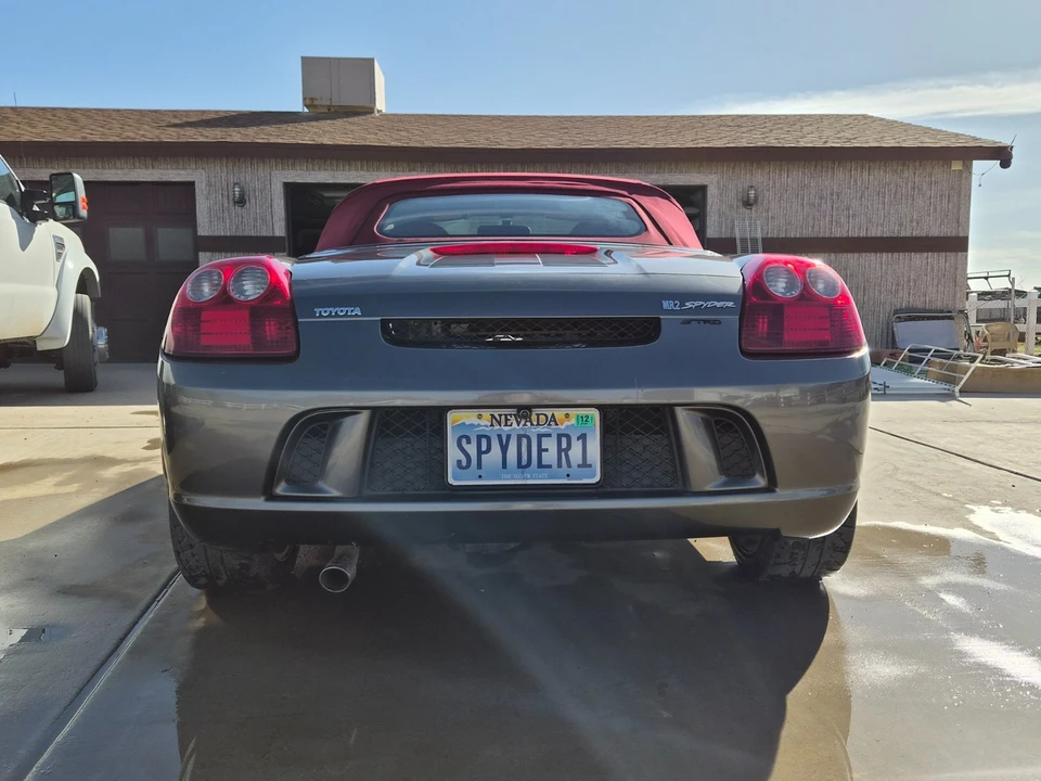 2004 Toyota MR2 Spyder/MR-S - Image 15 of 20