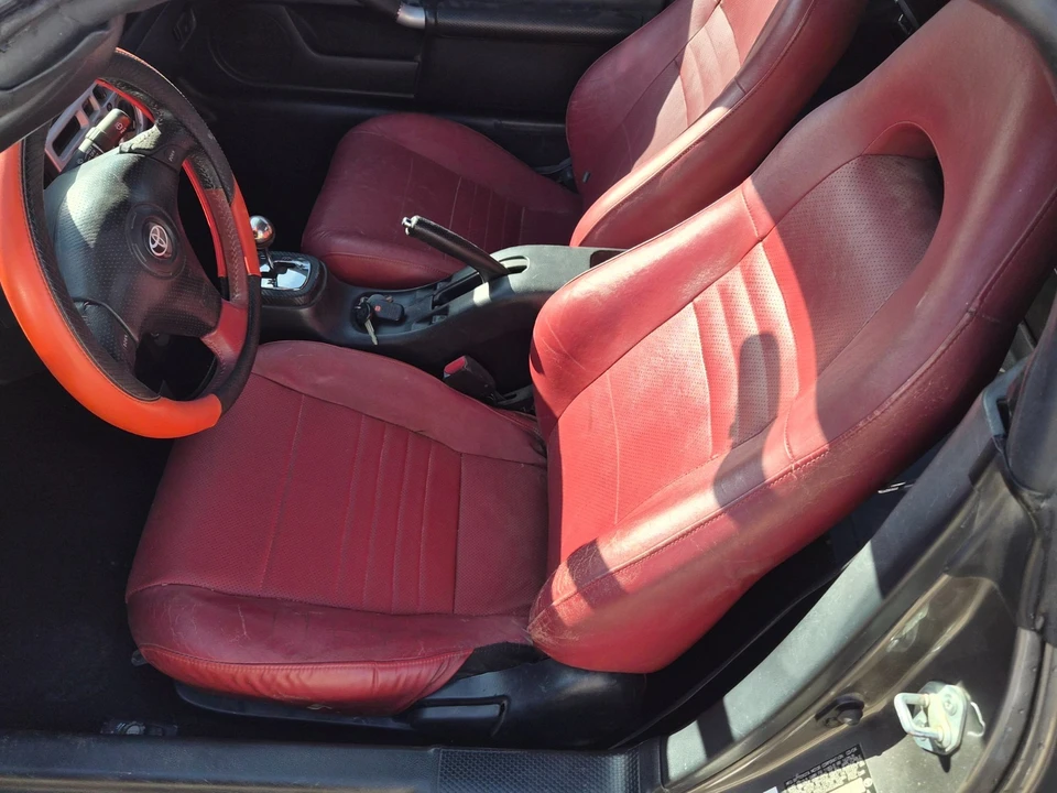 2004 Toyota MR2 Spyder/MR-S - Image 7 of 20