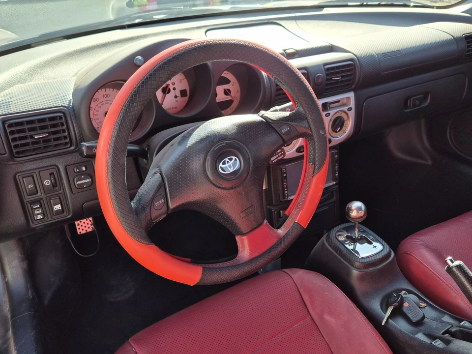 2004 Toyota MR2 Spyder/MR-S - Image 8 of 20