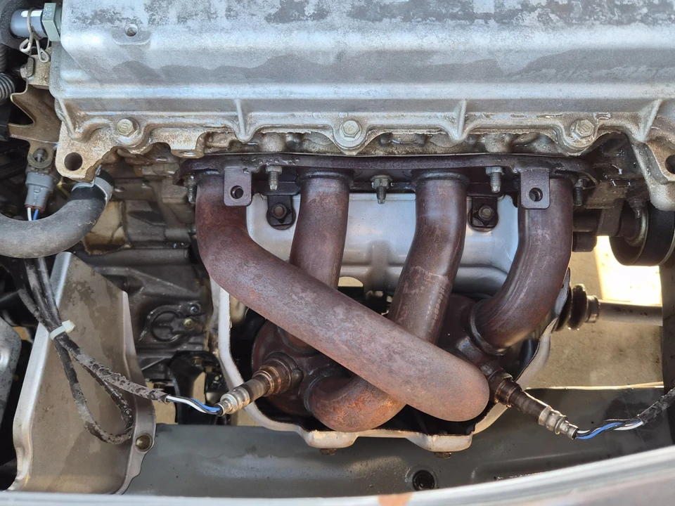 2004 Toyota MR2 Spyder/MR-S - Image 18 of 20