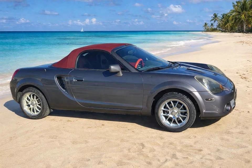 2004 Toyota MR2 Spyder/MR-S - Image 7 of 15