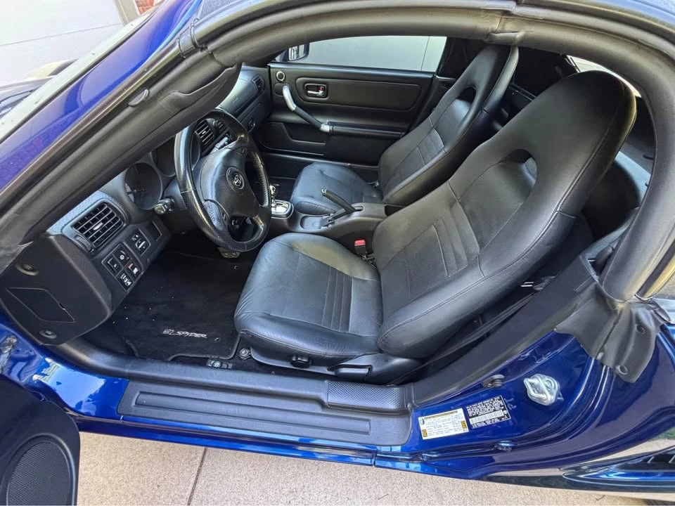 2004 Toyota MR2 Spyder/MR-S - Image 8 of 12