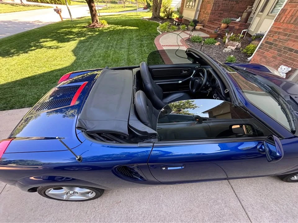 2004 Toyota MR2 Spyder/MR-S - Image 12 of 12