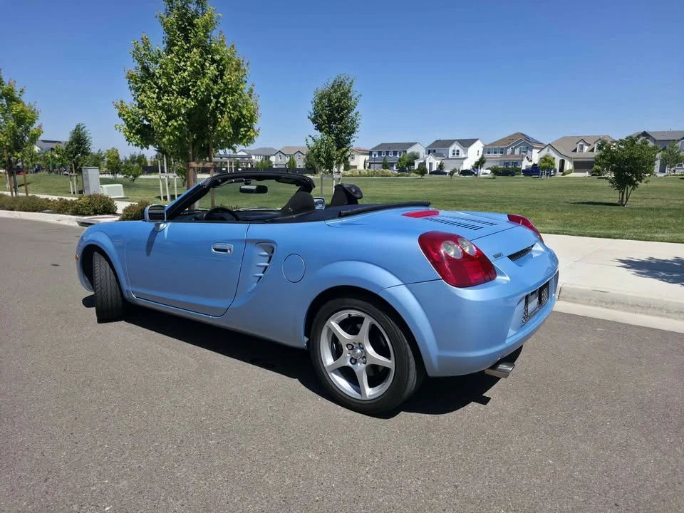 2004 Toyota MR2 Spyder/MR-S - Image 3 of 13