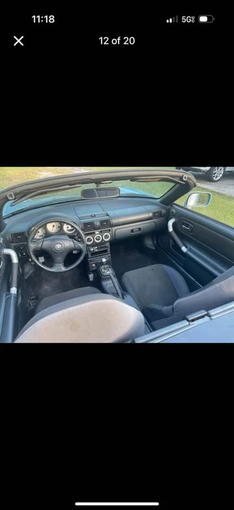 2004 Toyota MR2 Spyder/MR-S - Image 3 of 4