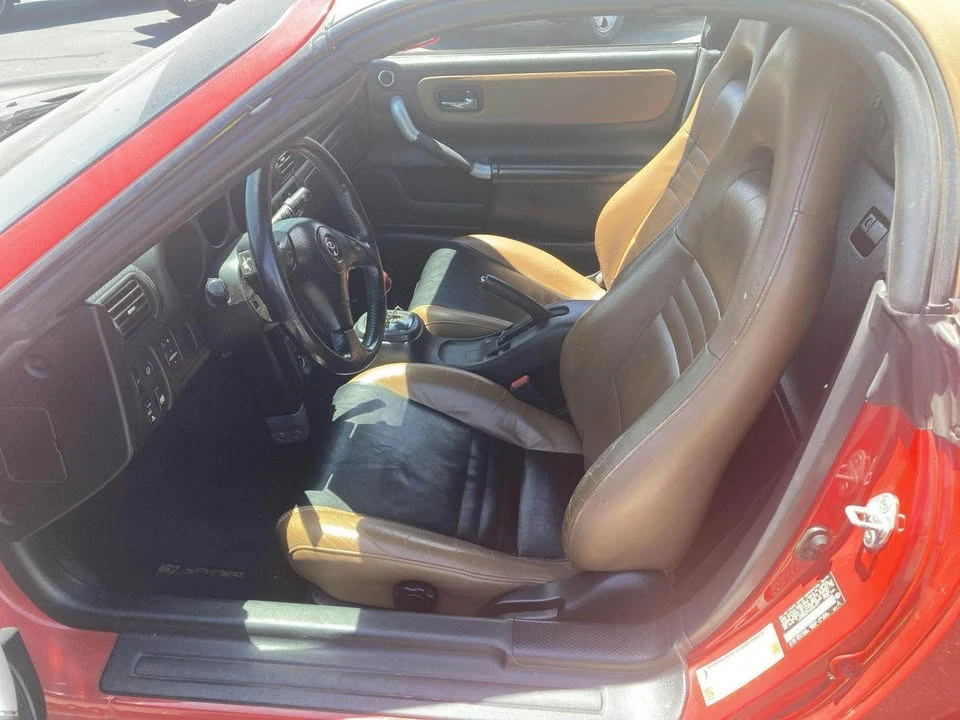 2004 Toyota MR2 Spyder/MR-S - Image 6 of 8