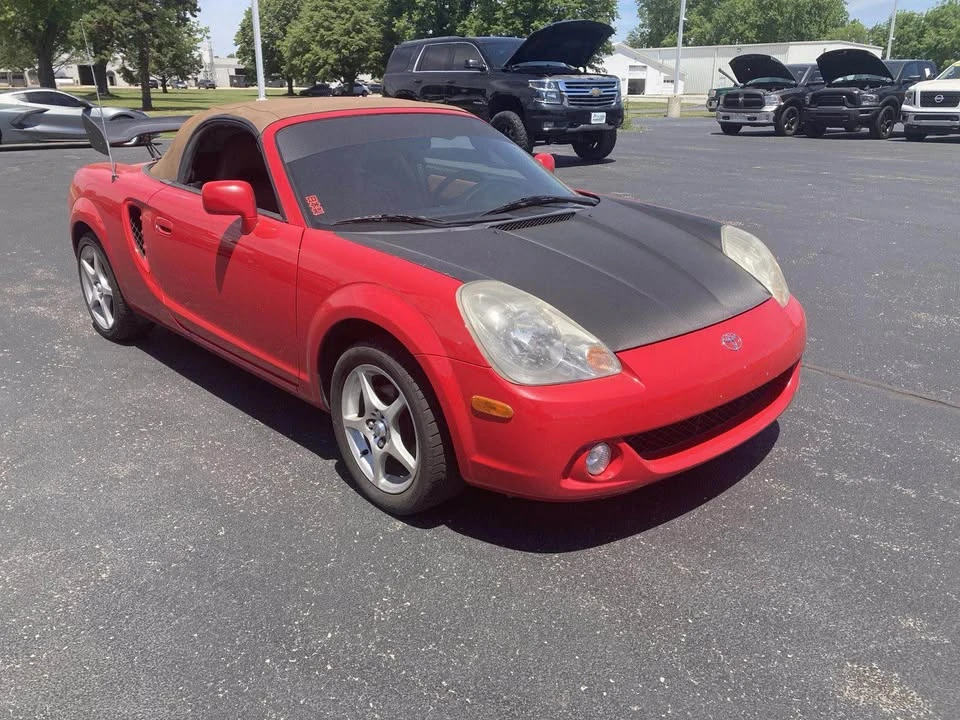 2004 Toyota MR2 Spyder/MR-S - Image 3 of 8