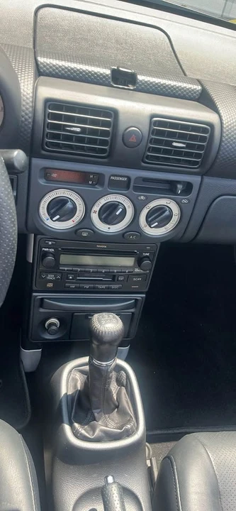 2004 Toyota MR2 Spyder/MR-S - Image 9 of 9