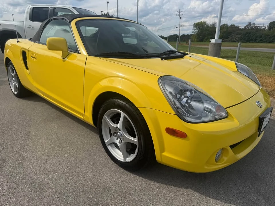 2004 Toyota MR2 Spyder/MR-S - Image 7 of 13