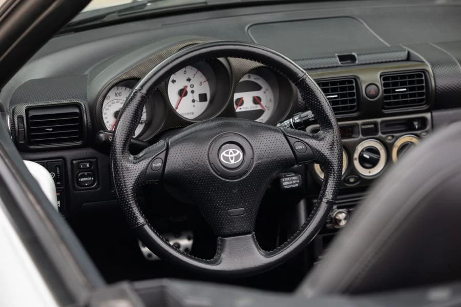 2004 Toyota MR2 Spyder/MR-S - Image 20 of 28