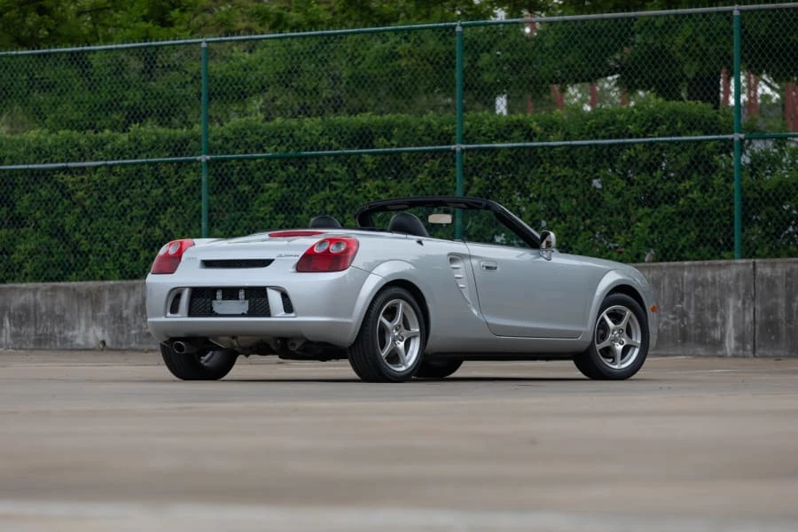2004 Toyota MR2 Spyder/MR-S - Image 8 of 28