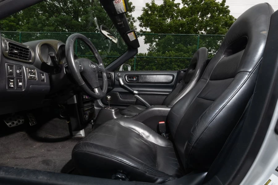 2004 Toyota MR2 Spyder/MR-S - Image 22 of 28