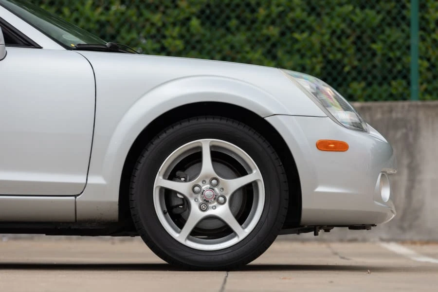 2004 Toyota MR2 Spyder/MR-S - Image 18 of 28