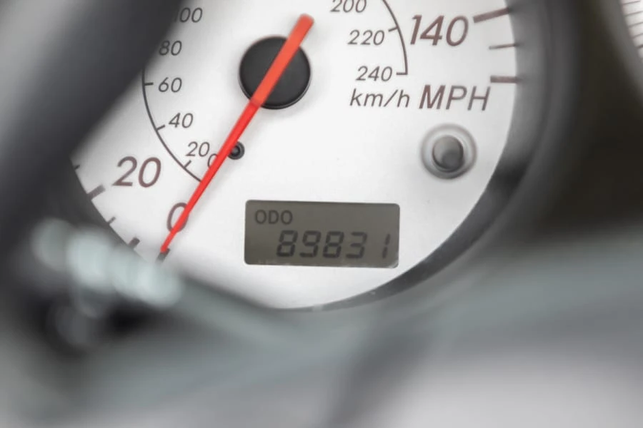 2004 Toyota MR2 Spyder/MR-S - Image 21 of 28