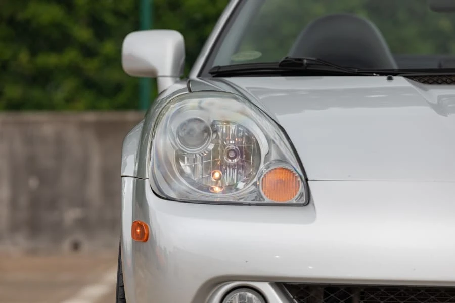 2004 Toyota MR2 Spyder/MR-S - Image 15 of 28