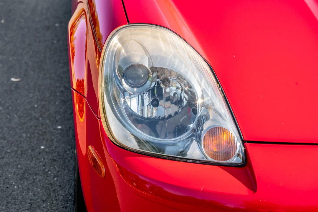 2004 Toyota MR2 Spyder/MR-S - Image 28 of 31