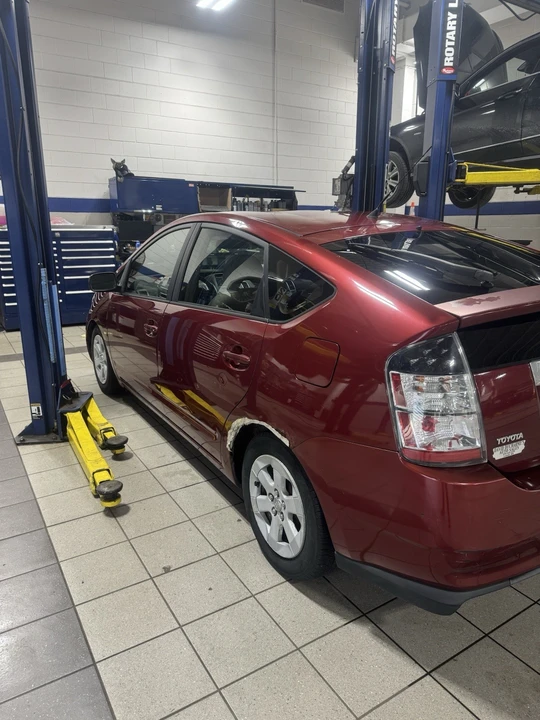 2004 Toyota Prius 2nd Gen - Image 5 of 18