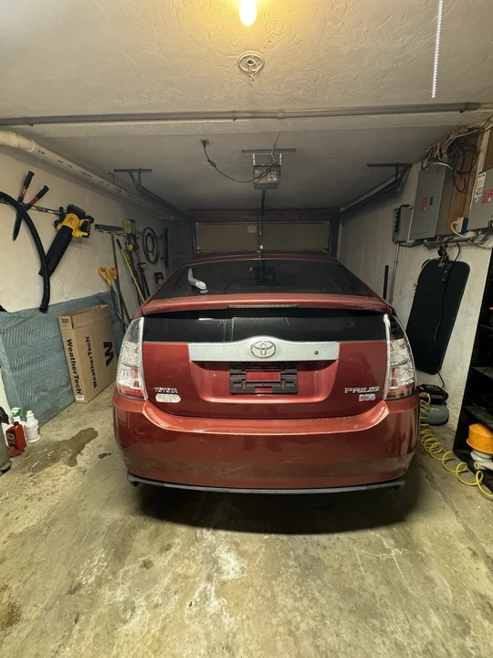 2004 Toyota Prius 2nd Gen - Image 2 of 18