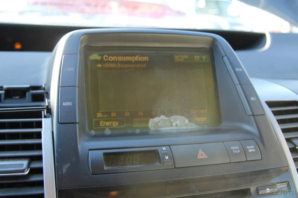 2004 Toyota Prius 2nd Gen - Image 17 of 21