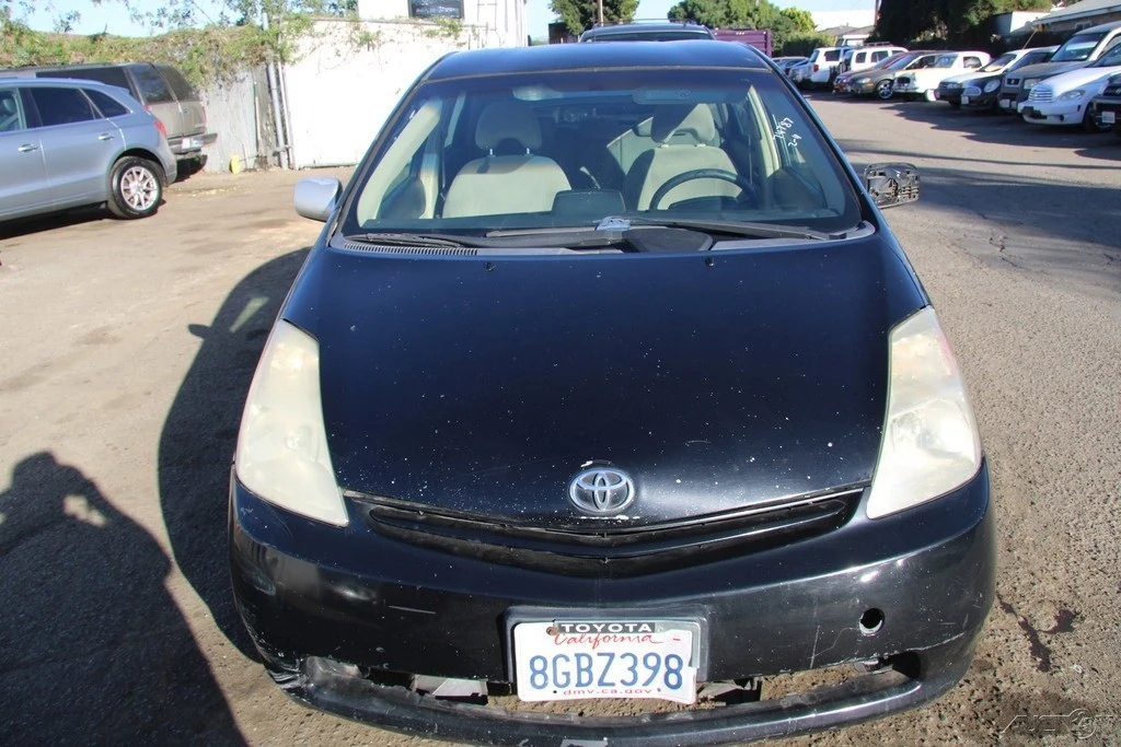 2004 Toyota Prius 2nd Gen - Image 10 of 21