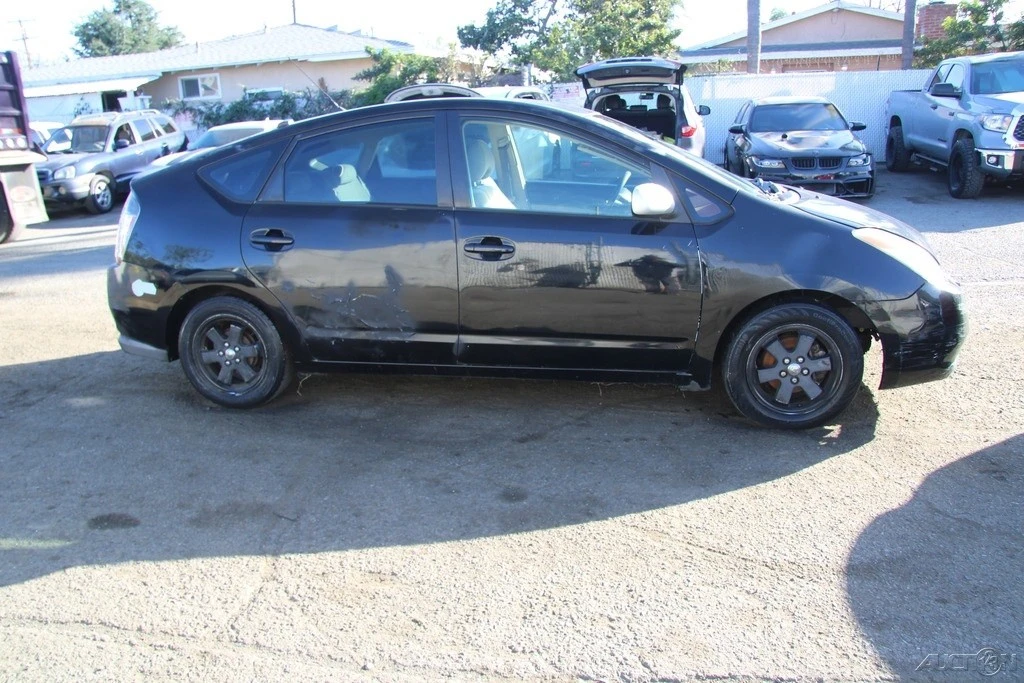 2004 Toyota Prius 2nd Gen - Image 7 of 21