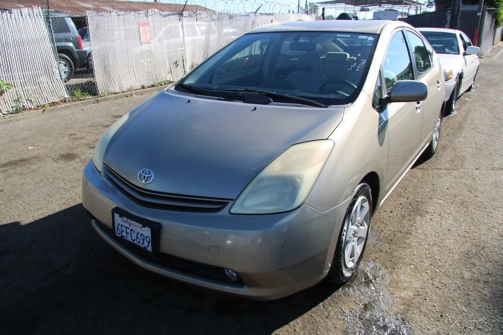 2004 Toyota Prius 2nd Gen - Image 2 of 21