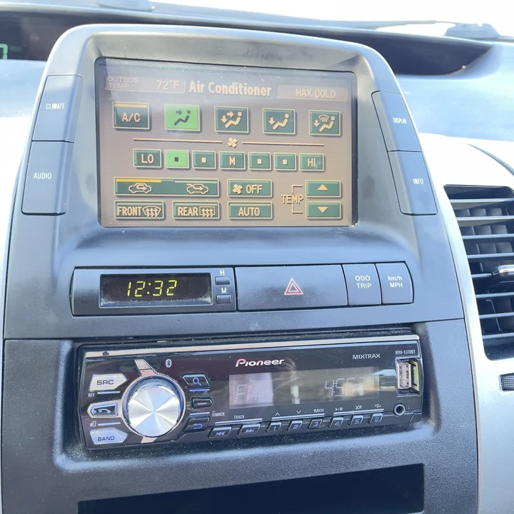 2004 Toyota Prius 2nd Gen - Image 18 of 18