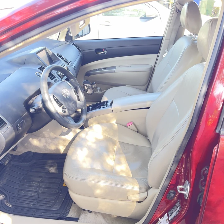 2004 Toyota Prius 2nd Gen - Image 15 of 18