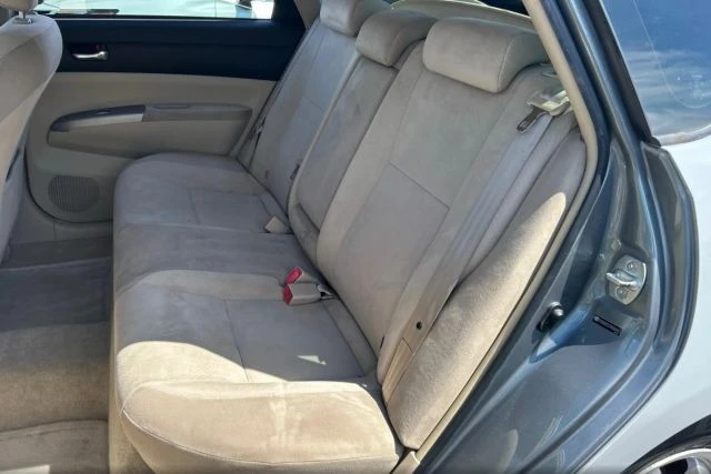 2004 Toyota Prius 2nd Gen - Image 12 of 15