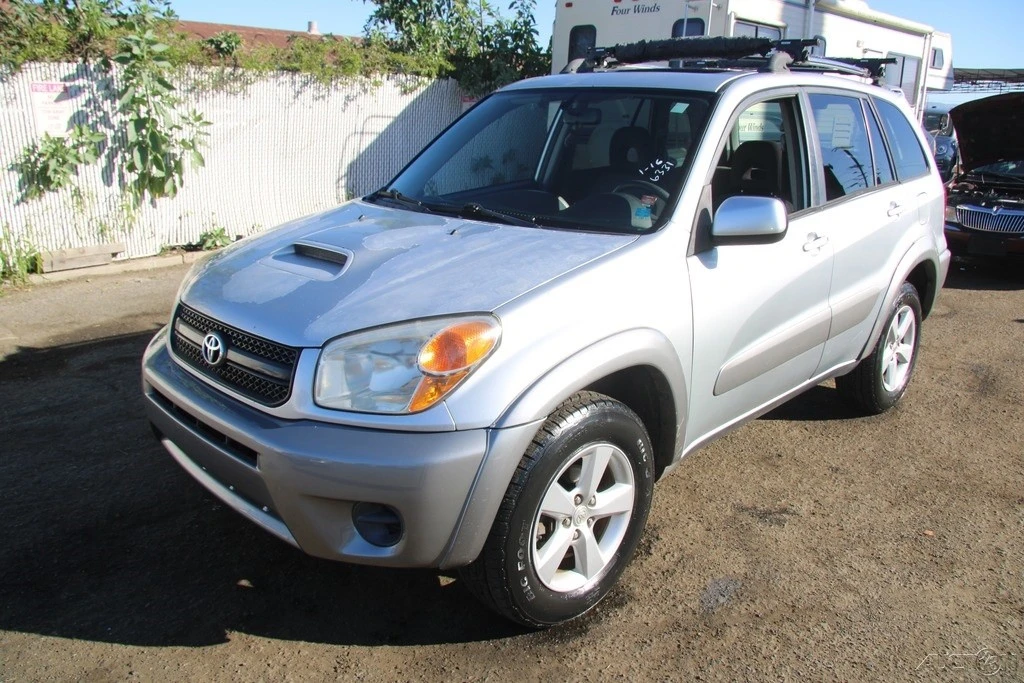 2004 Toyota RAV4 2nd Gen - Image 2 of 21